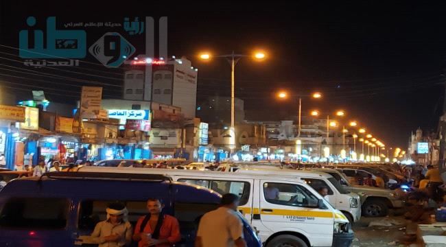 
نقص الوقود يزيد ساعات إنقطاع الكهرباء في عدن والمصافي تضخ 1000 طن لمحطات التوليد