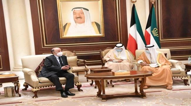 
الرئيس هادي يقدم واجب العزاء فى وفاة أمير دولة الكويت الراحل