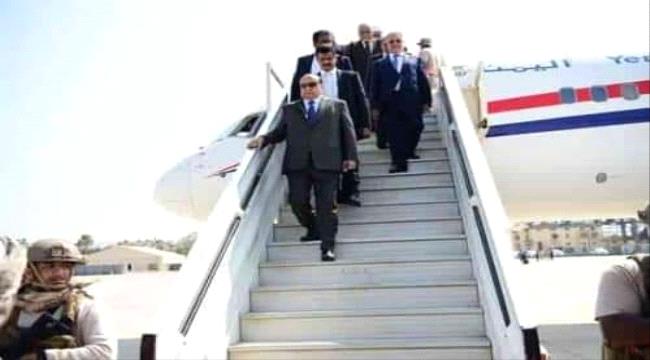 
الرئيس هادي يصل الى الرياض قادما من الولايات المتحدة