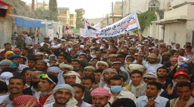
تقرير رسمي يكشف ان المناطق المحررة تضم الغالبية الأكبر لسكان اليمن