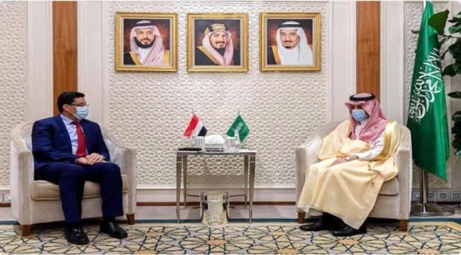 
                     لقاء يمني - سعودي يبحث قضايا المغتربين اليمنيين في السعودية 