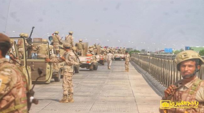 
                     لواء عسكري ينشر قواته في مداخل ومخارج بعض مديريات العاصمة عدن - صور 