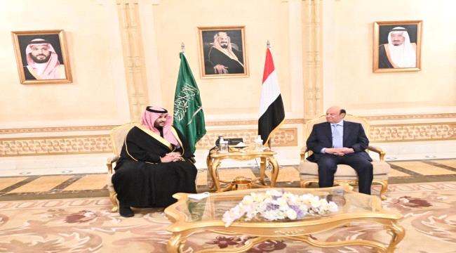 
                     تفاصيل لقاء يجمع الرئيس هادي بنائب وزير الدفاع السعودي   