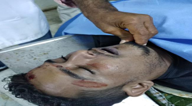 
فيديو يوثق لحظة سقوط ووفاة مواطن بعدن إثر إصابته في رأسه بعيار ناري راجع - شاهد