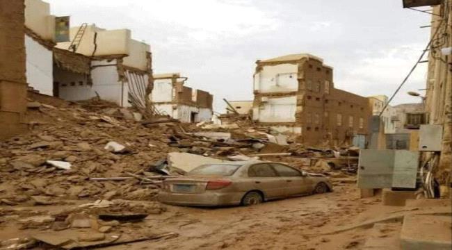 
                     استشهاد 4 مواطنين وتضرر عشرات المنازل جراء السيول التي اجتاحت مدينة تريم حضرموت