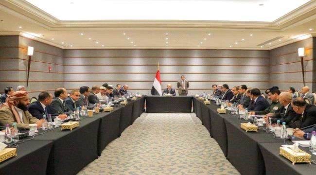 
                     الاتصالات والمرتبات والجبهات.. أولويات مرحلة اليمن الجديدة بقيادة المجلس الرئاسي