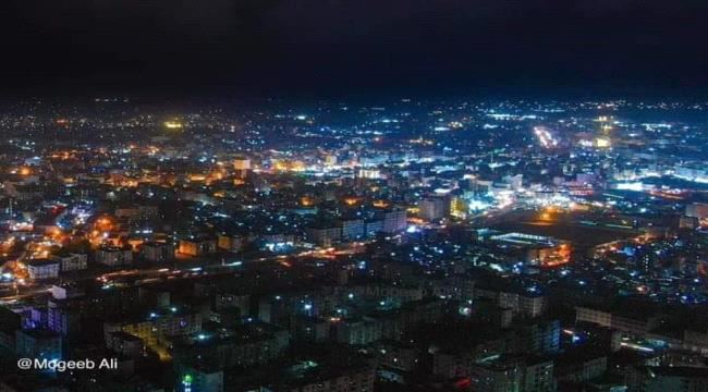 
                     وقود المحطات أوشك على النفاذ ... العاصمة عدن على موعد مع صيف ساخن
