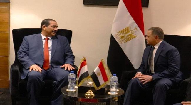 
                     وزير الداخلية يبحث مع نظيره المصري أوجه التعاون المشترك